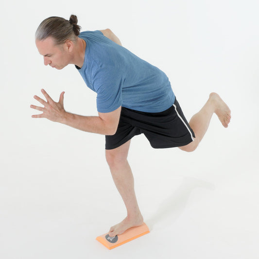 Übung mit WADENKILLER: Balance & Laufkoordination – Standbild aus dem Übungsvideo